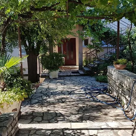 Apartman Mediterranean Chill And Grill With View *