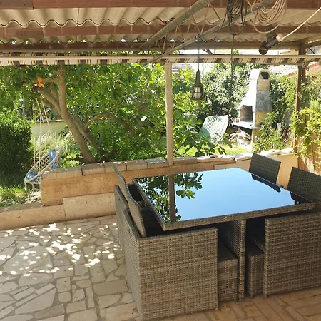 Apartment Mediterranean Chill And Grill