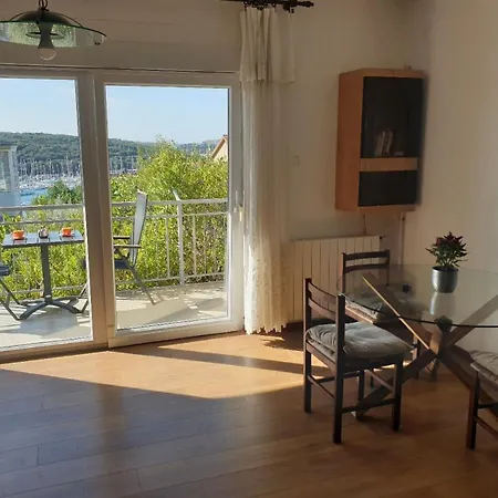 Apartment Mediterranean Chill And Grill With View *