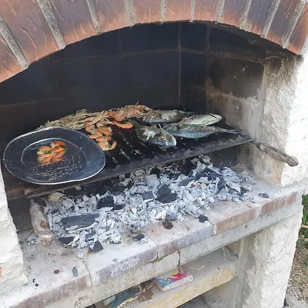 Apartment Mediterranean Chill And Grill With View Pula